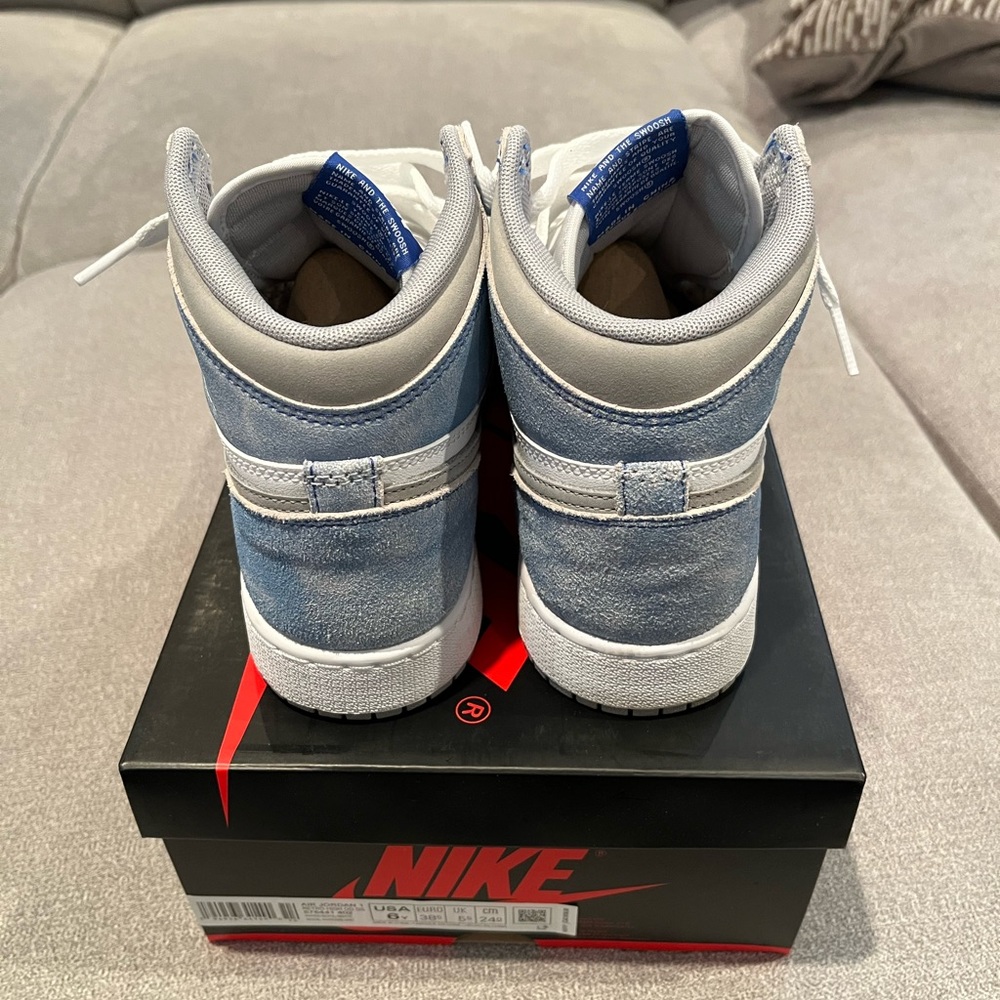 Jordan 1 - Picture 4 of 4